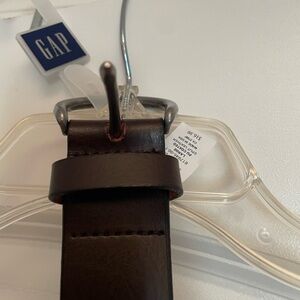New, Large Leather Gap belt, Brown